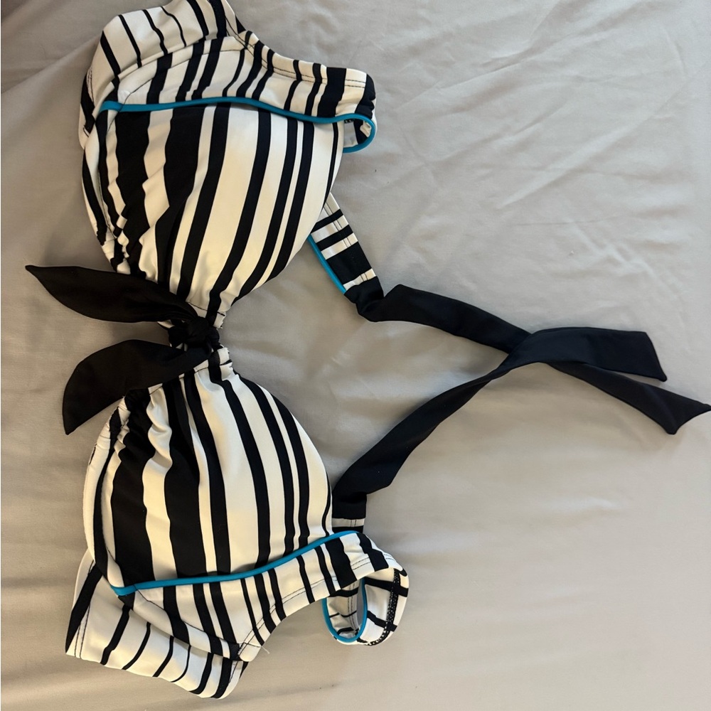 Black and White Striped Bikini Top